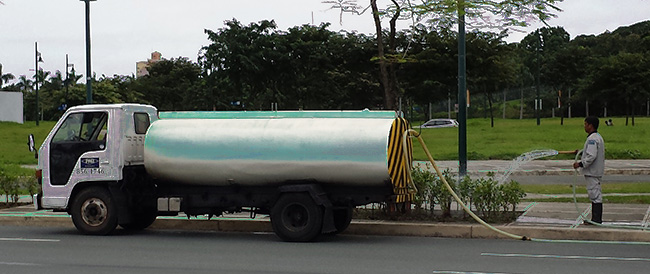 Water tank truck